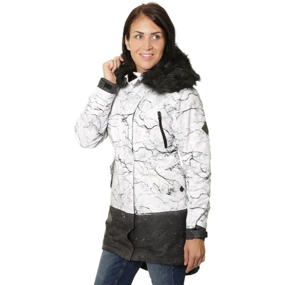 Burton Ceramic White Black Splatter Paint Snowboard Ski Winter Barge Jacket NWT - Picture 1 of 12